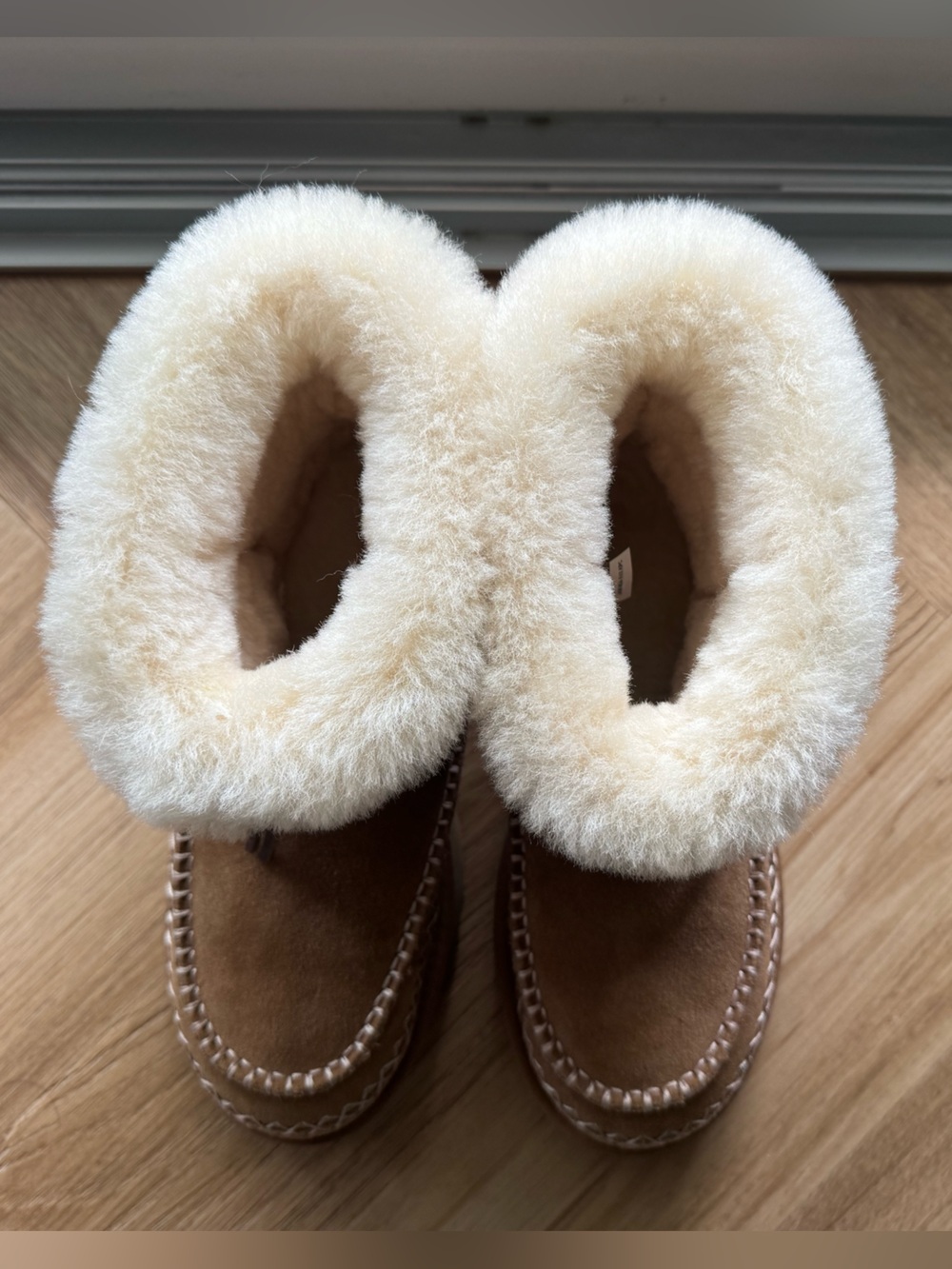 UGG Women’s Classic Mini Alpine Winter Boots in Chestnut Sz 8 - Picture 5 of 10